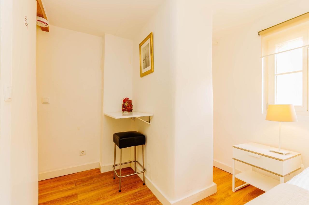 Rent4Rest Bairro Alto Charming 1Bd Apartment Lisboa Kültér fotó